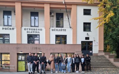 SUSRET S KNJIŽEVNIKOM MARKOM GREGUROM U GRADSKOJ KNJIŽNICI VIKTORA ŽMEGAČA SLATINA – Mjesec hrvatske knjige 2025.