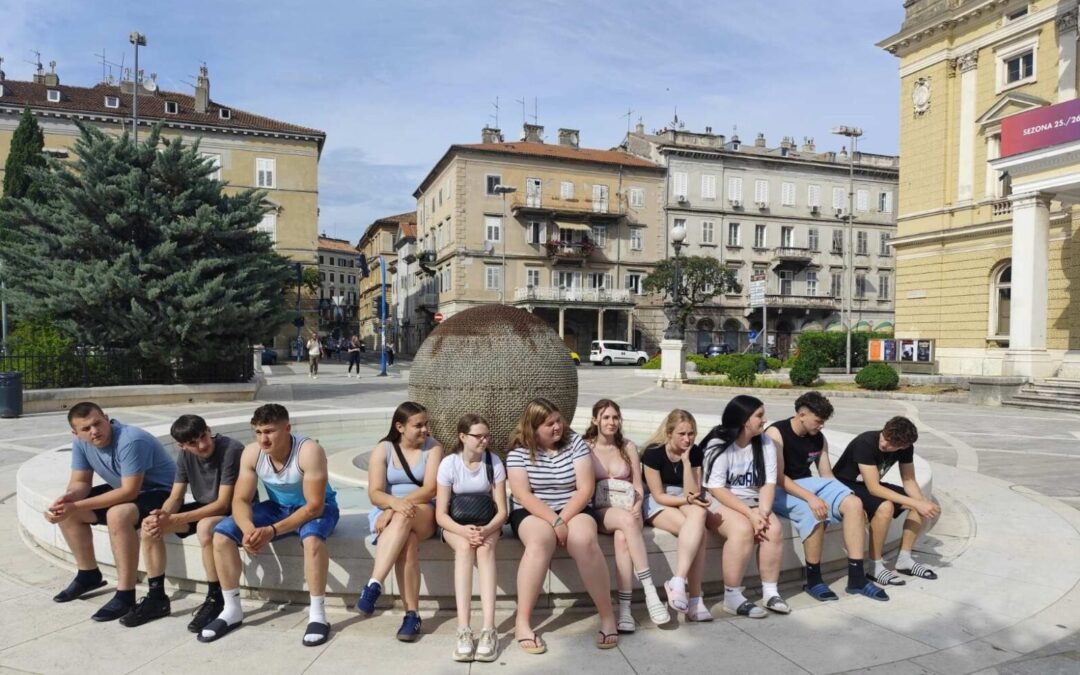 MATURALNO PUTOVANJE UČENIKA INDUSTRIJSKO-OBRTNIČKE ŠKOLE SLATINA